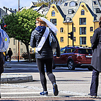 Går på rødt. Foto: Joakim Grønfur