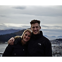 James og Tonje på tur i Ålesund